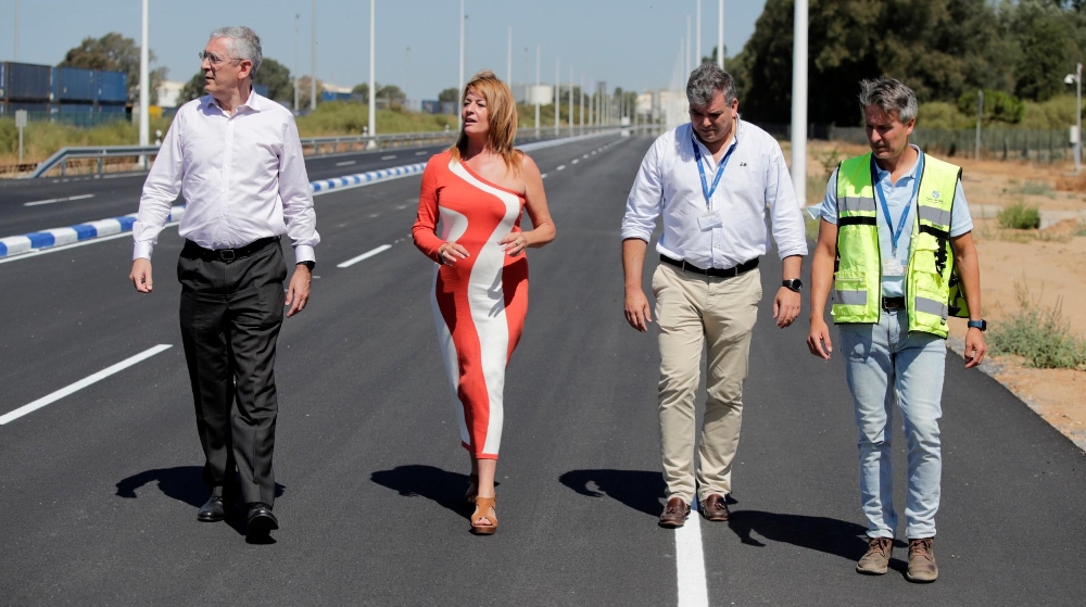 El Puerto de Huelva destina más de 7 millones de euros para el acceso al Muelle Sur El Puerto de Huelva destina más de 7 millones de euros para el acceso al Muelle Sur