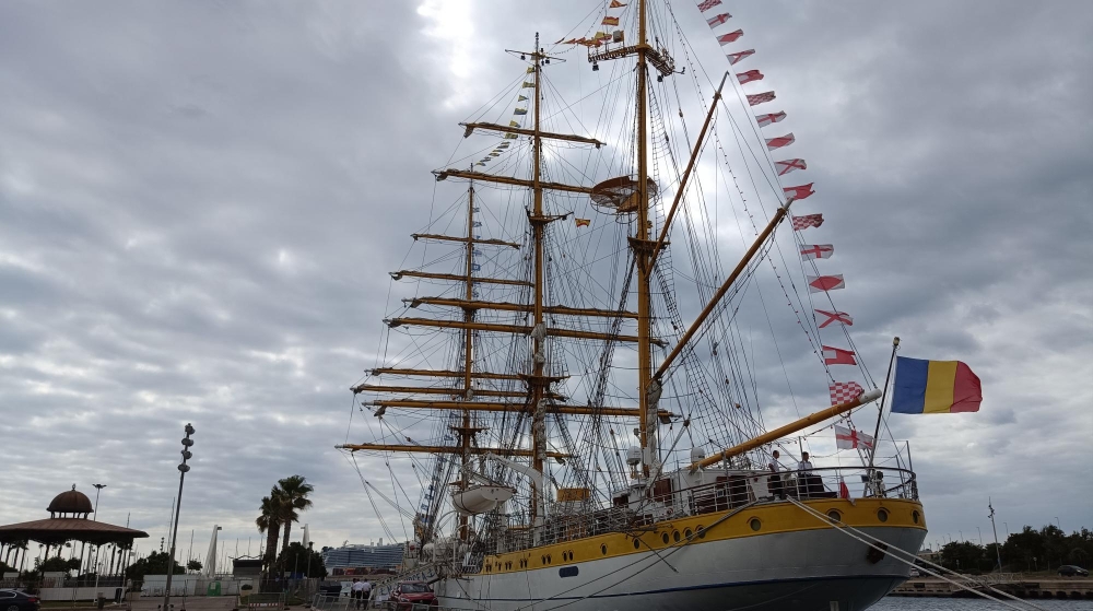 Los veleros de la ruta Iacobus Maris llegan al Puerto de Valencia Los veleros de la ruta Iacobus Maris llegan al Puerto de Valencia