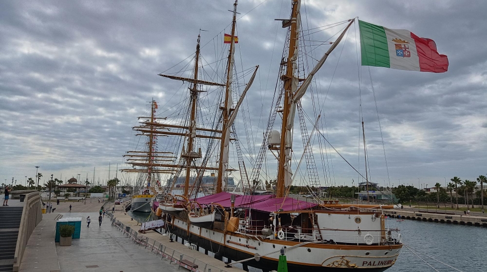 Los veleros de la ruta Iacobus Maris llegan al Puerto de Valencia Los veleros de la ruta Iacobus Maris llegan al Puerto de Valencia
