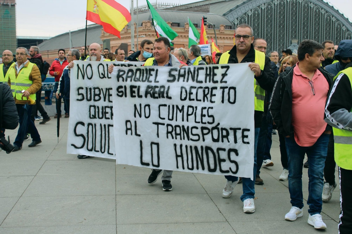 Los transportistas solicitaron de manera reiterada la dimisión de la Ministra. $!Los transportistas solicitaron de manera reiterada la dimisión de la Ministra.