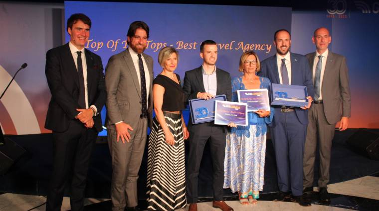 Prenotazioni 24 y Direct Ferries, ganadores del Top of de Tops - Mejor Agencia de Viajes de los GNV Awards