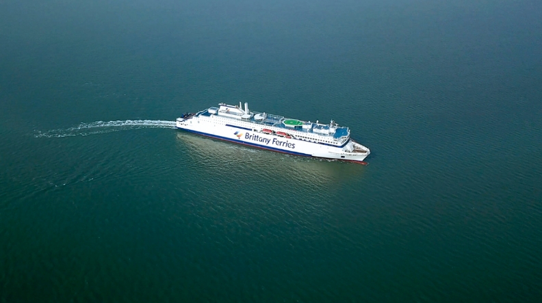 Finnlines y Brittany Ferries reforzarán en 2022 su apoyo a la descarbonización del Puerto de Bilbao Finnlines y Brittany Ferries reforzarán en 2022 su apoyo a la descarbonización del Puerto de Bilbao