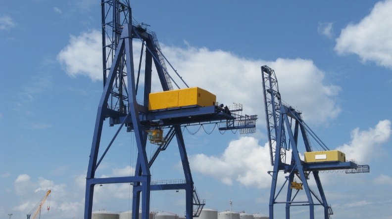 Seis ofertas optan al desarrollo de la Plataforma SIMPLE Seis ofertas optan al desarrollo de la Plataforma SIMPLE