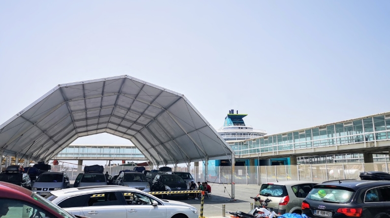 El Puerto de Almería supera los 400.000 viajeros en la Operación Paso del Estrecho, un 6,5% más que en 2018 El Puerto de Almería supera los 400.000 viajeros en la Operación Paso del Estrecho, un 6,5% más que en 2018