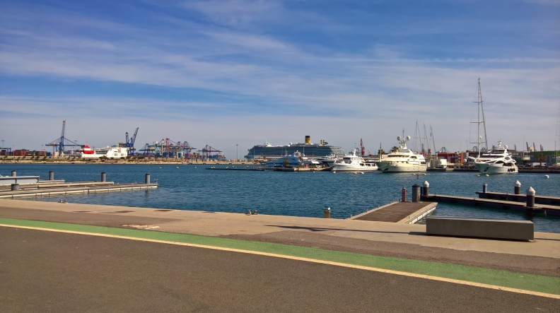 Ribó pide reunirse con la APV para trazar la hoja de ruta de la futura Marina de Valencia Ribó pide reunirse con la APV para trazar la hoja de ruta de la futura Marina de Valencia