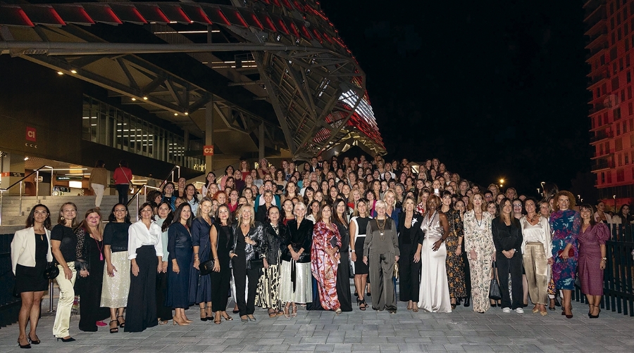 Los Premios EVAP se consolidan como reconocimiento de mujeres referentes Los Premios EVAP se consolidan como reconocimiento de mujeres referentes