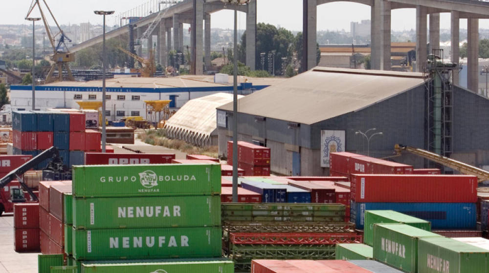 Fomento avanza en las obras en los accesos al Puerto de Sevilla para ampliar el Puente del Centenario