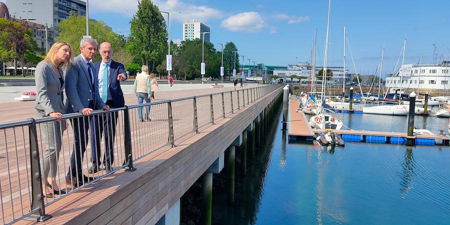 El Puerto de Vigo abre a la ciudad el nuevo paseo de Las Avenidas