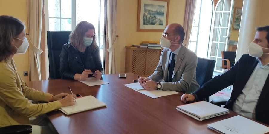 AP de Vigo y Concello de Salvaterra avanzan en el proyecto del apartadero ferroviario de la PLISAN