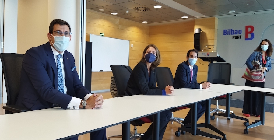 Los principales managers de Expeditors Espa&ntilde;a visitaron el Puerto de Bilbao.