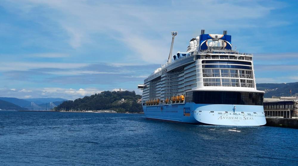 El Puerto de Vigo acoge a los casi 4.500 pasajeros del crucero “Anthem of the Seas”