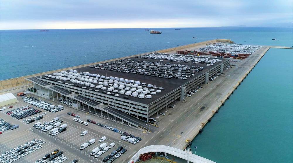 La APV abre la puerta a nuevas plantas fotovoltaicas en el Puerto de Valencia