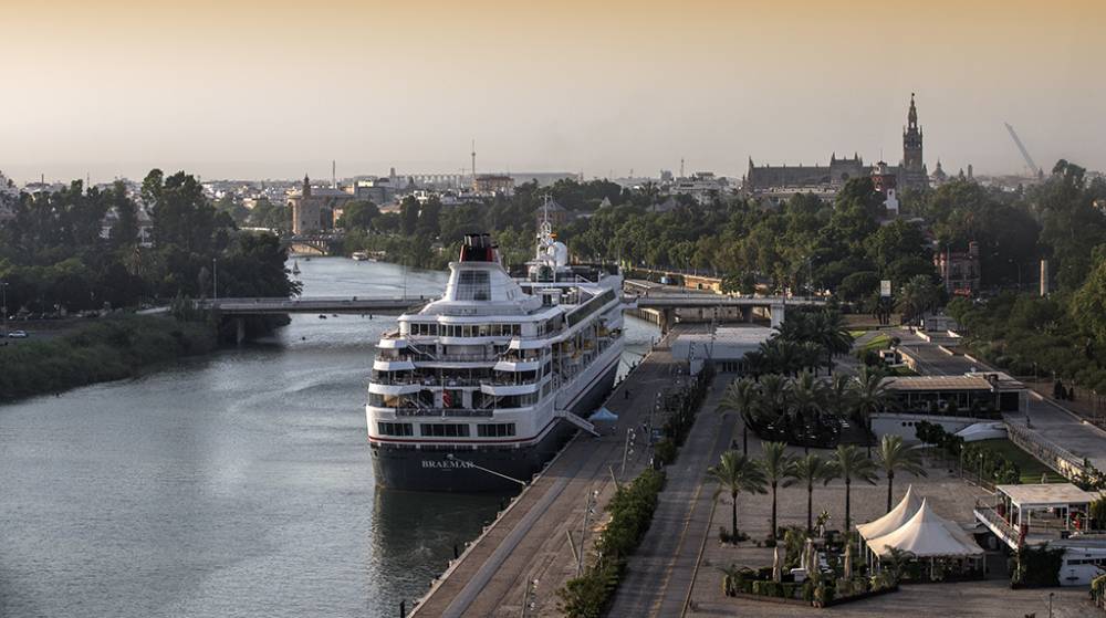 El puerto de Sevilla recibir&aacute; 10 cruceros y 12 yates en su temporada alta