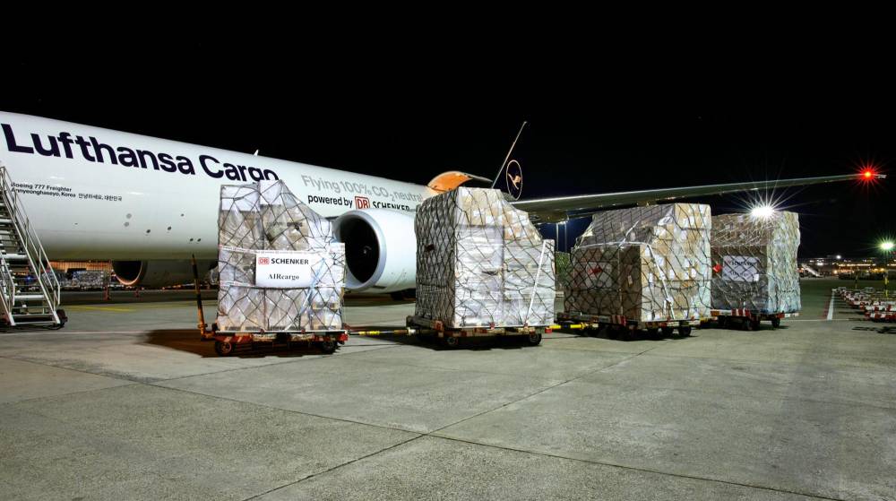 Lufthansa Cargo cancela sus operaciones de carga en tránsito en Fráncfort por un brote de COVID
