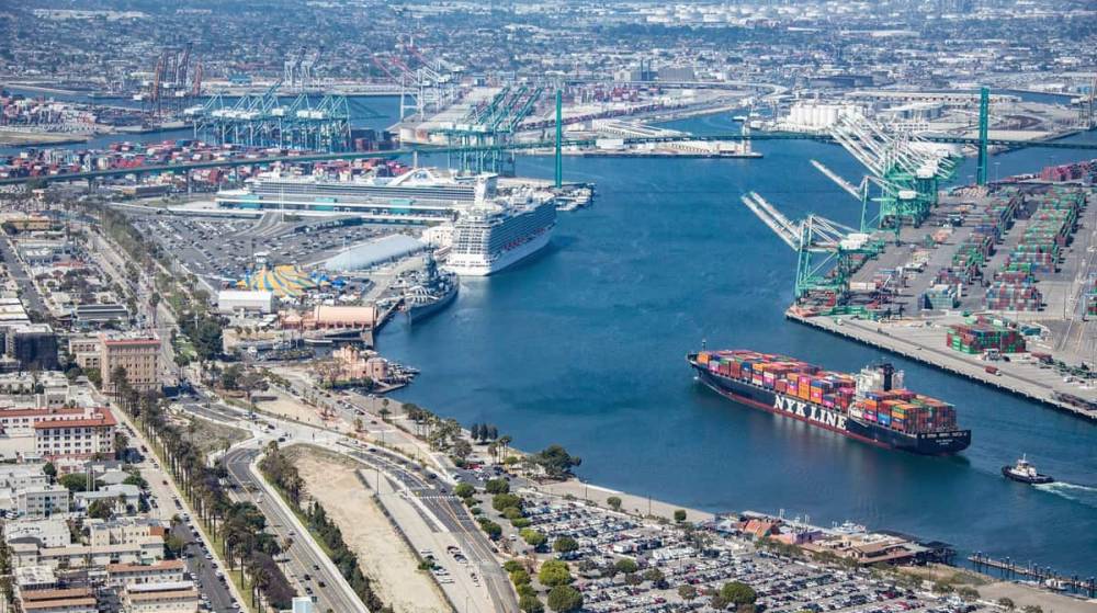 Los &Aacute;ngeles y Long Beach cobrar&aacute;n a las navieras por los contenedores inactivos para agilizar la cadena log&iacute;stica