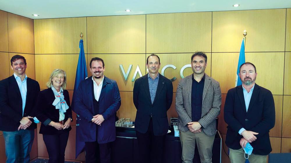 COSCO Shipping y Vasco Shipping inician sus operaciones en la terminal de Yilport Ferrol