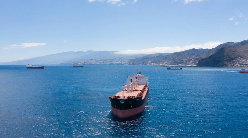 El Puerto de Tenerife acoge casi una veintena de barcos desviados en previsi&oacute;n de fen&oacute;menos costeros adversos