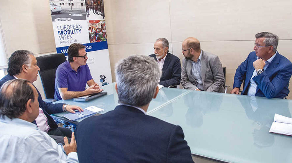 La FVET presenta sus propuestas para mejorar el reparto en Valencia al Ayuntamiento