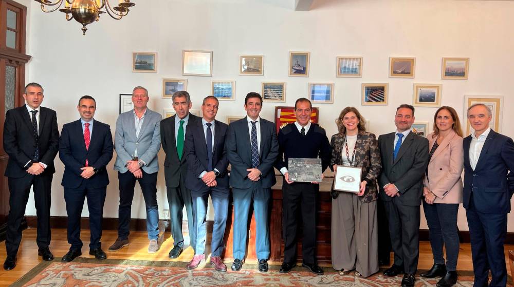 La Junta Directiva de ACBE visita la Comandancia Naval de Bilbao
