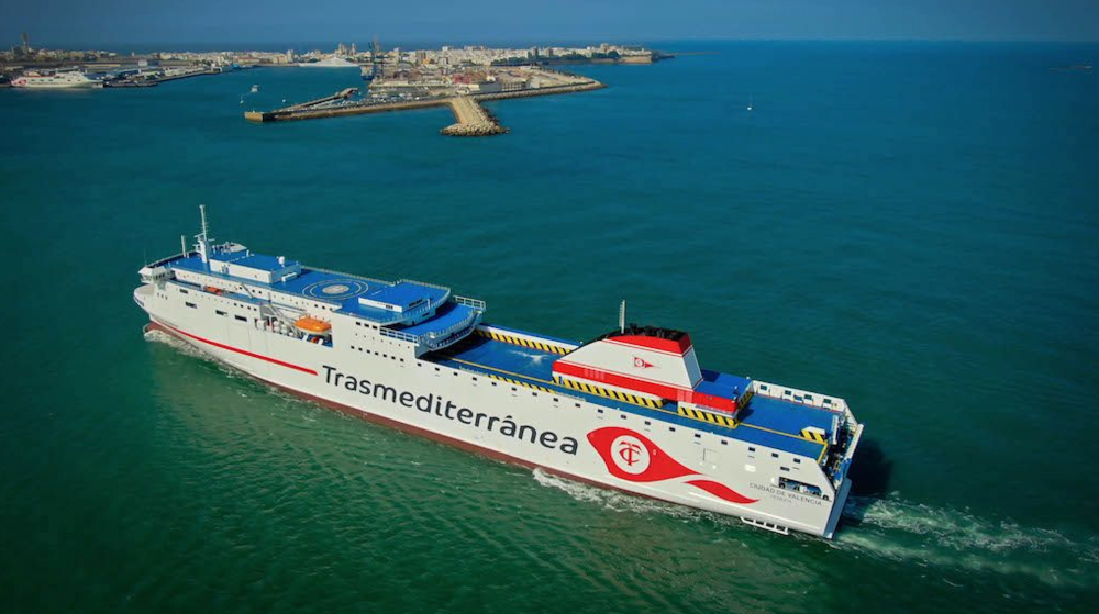 Armas Trasmediterránea recupera el “Ciudad de Valencia” para su servicio entre Cádiz y Canarias