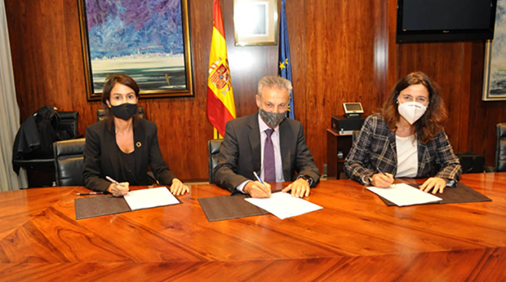El Port de Barcelona cierra el acuerdo para invertir en los apartaderos de la l&iacute;nea con Madrid