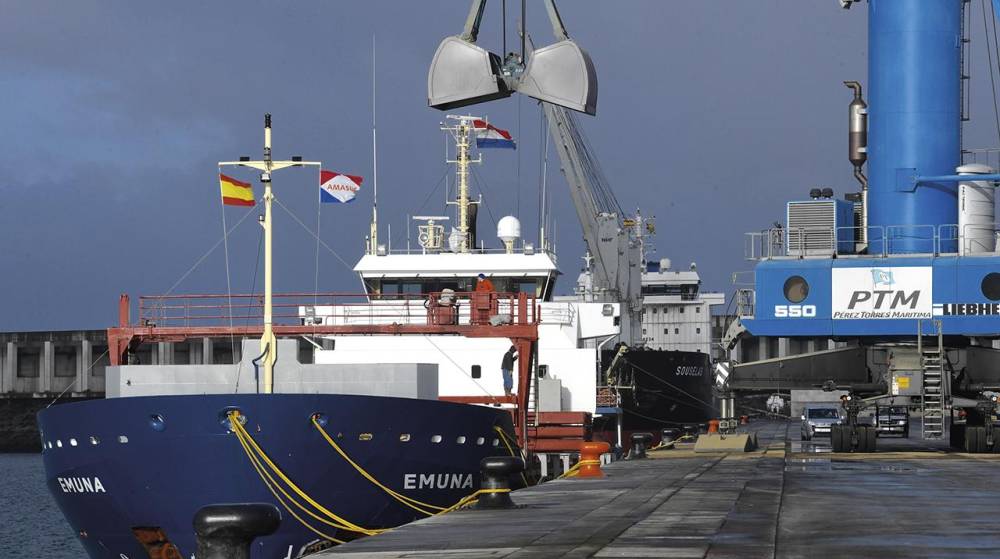 El granel sólido impulsó los tráficos del Puerto de A Coruña en 2022