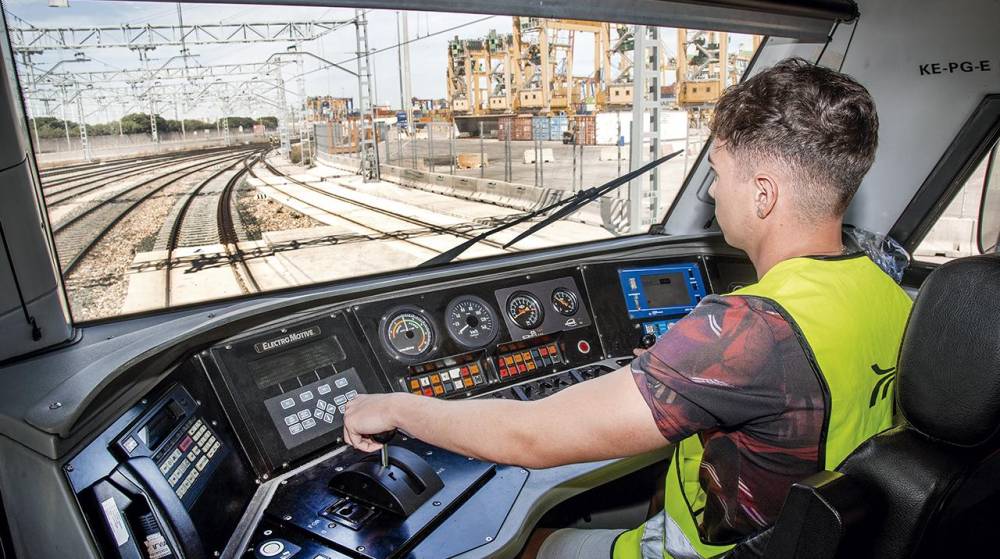 La Fundación Valenciaport alcanza un 90% de aprobados en su primer curso de maquinista ferroviario