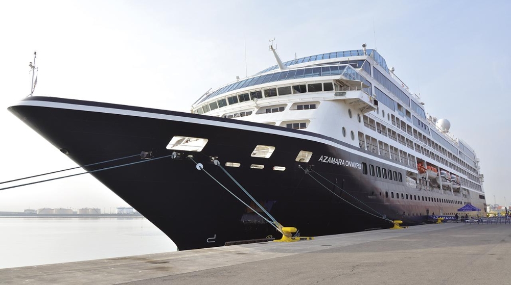 El “Azamara Onward” se estrena en el puerto de Valencia