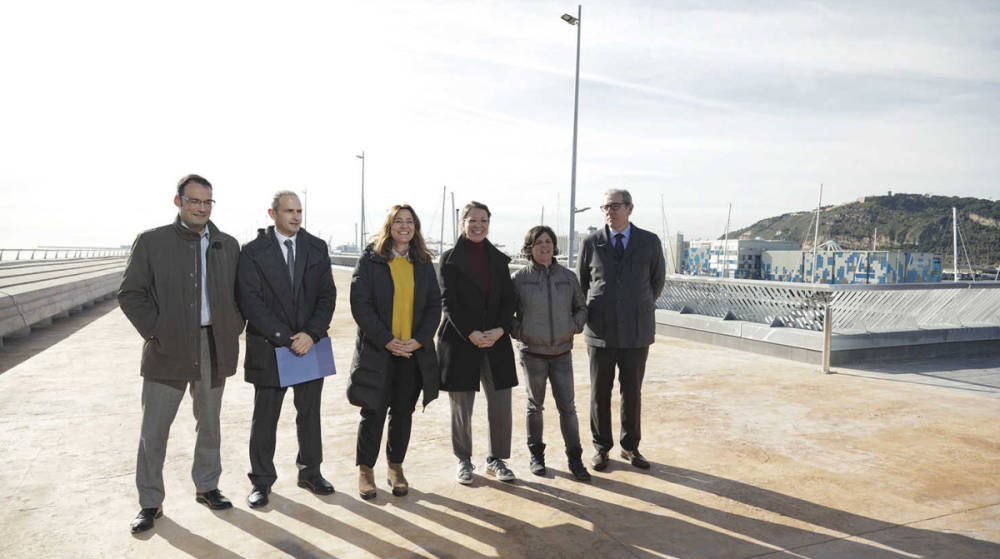 El Puerto de Barcelona inaugura el nuevo Paseo del Rompeolas