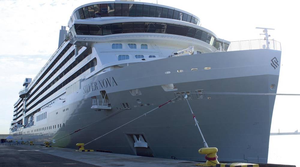 El crucero “Silver Nova” hace su primera escala en Valencia