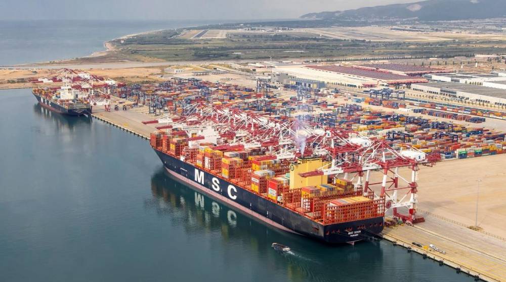 El Puerto de Barcelona muestra sus bazas como hub de distribuci&oacute;n entre Europa y Asia