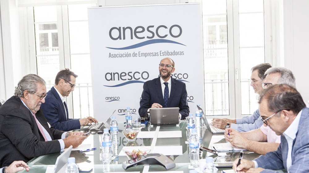 El comit&eacute; ejecutivo de ANESCO alerta ante un cambio de ciclo en los tr&aacute;ficos portuarios