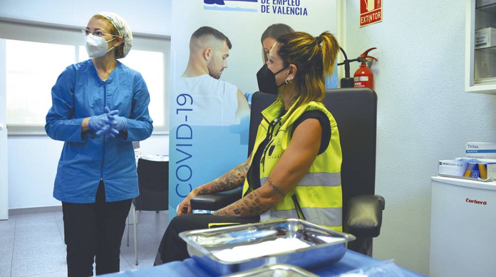 El CPE Valencia inicia la vacunaci&oacute;n de 2.600 profesionales portuarios