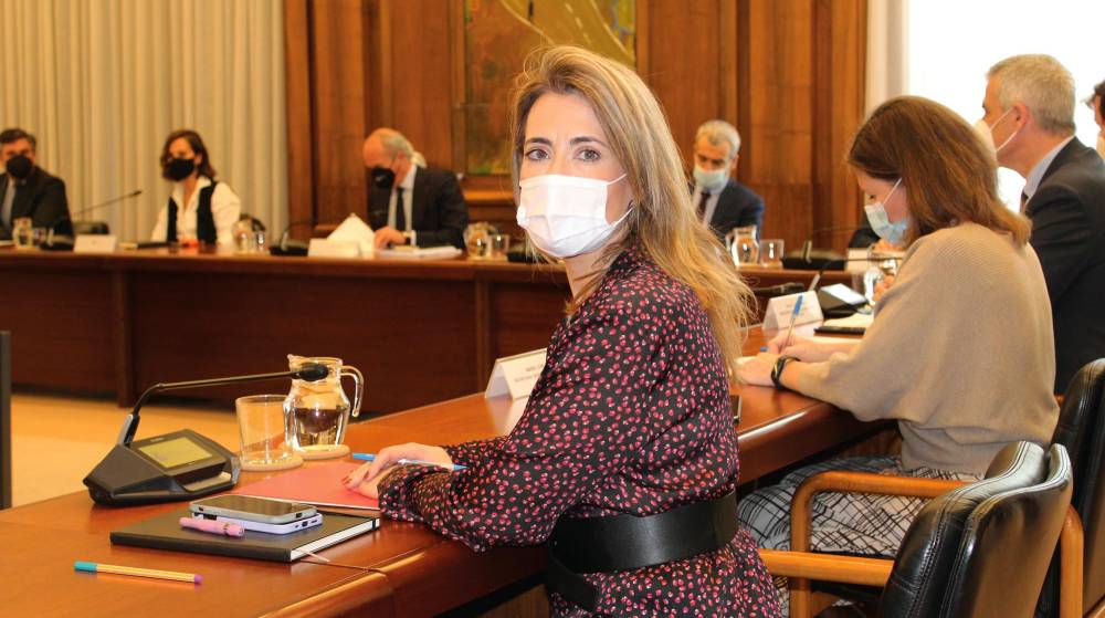 Raquel Sánchez insiste en que el Gobierno “no va a ceder al chantaje de una minoría”