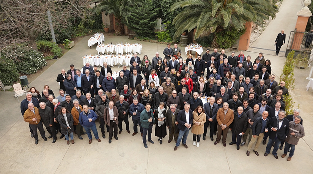 Profesionales del sector log&iacute;stico participan en la XIII Cal&ccedil;otada del Club del Transitario Mar&iacute;timo