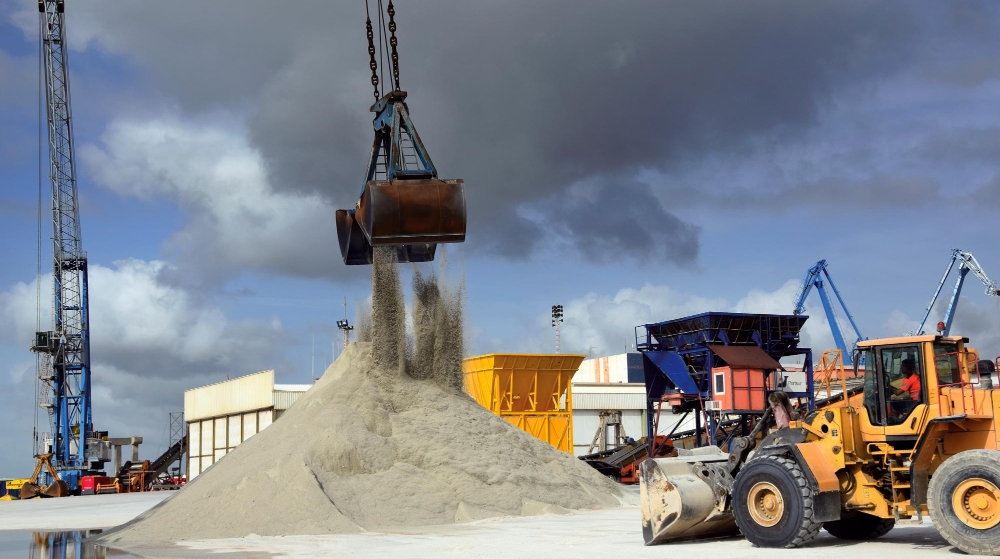 El granel sólido catapulta los tráficos de PortCastelló de enero