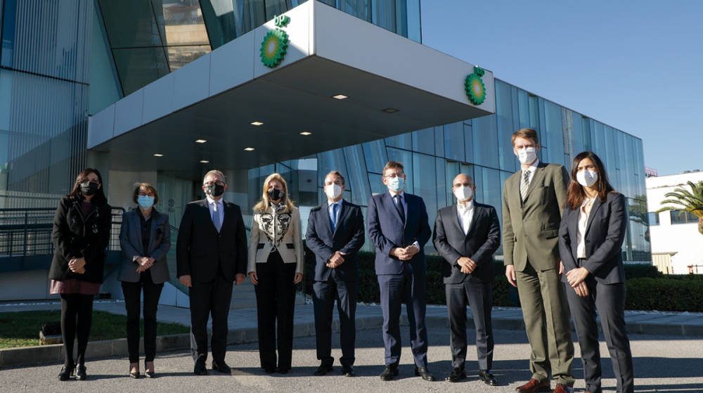 Ximo Puig anuncia un acuerdo con BP para colaborar en la descarbonizaci&oacute;n
