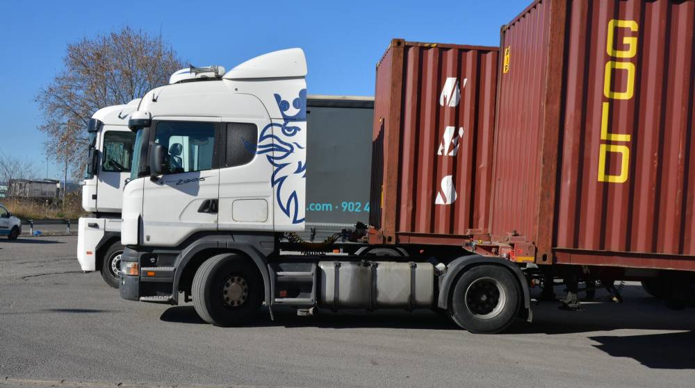 MITMA monitorizará los tiempos de espera de los transportistas en los centros de carga
