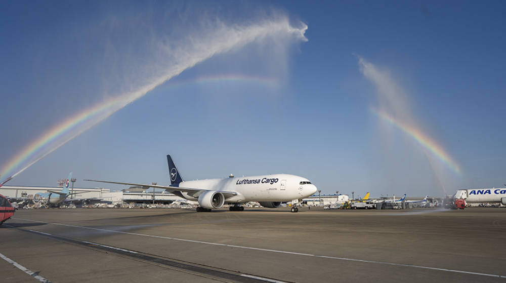 Lufthansa Cargo bautiza su nuevo Boeing 777F con el nombre de &ldquo;Konnichiwa Japan&rdquo;