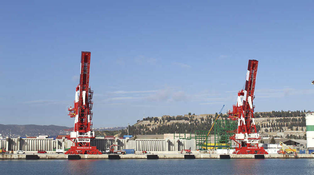 La terminal de ICL en el Puerto de Barcelona recibe sus dos primeros cargadores de buque