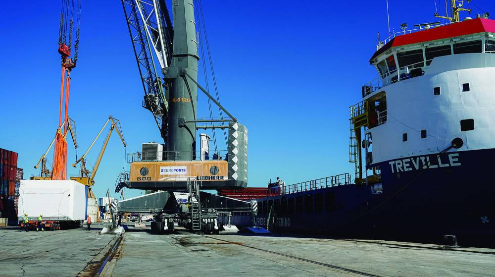 Port Tarragona acoge la operativa de una carga de proyecto de 260 toneladas
