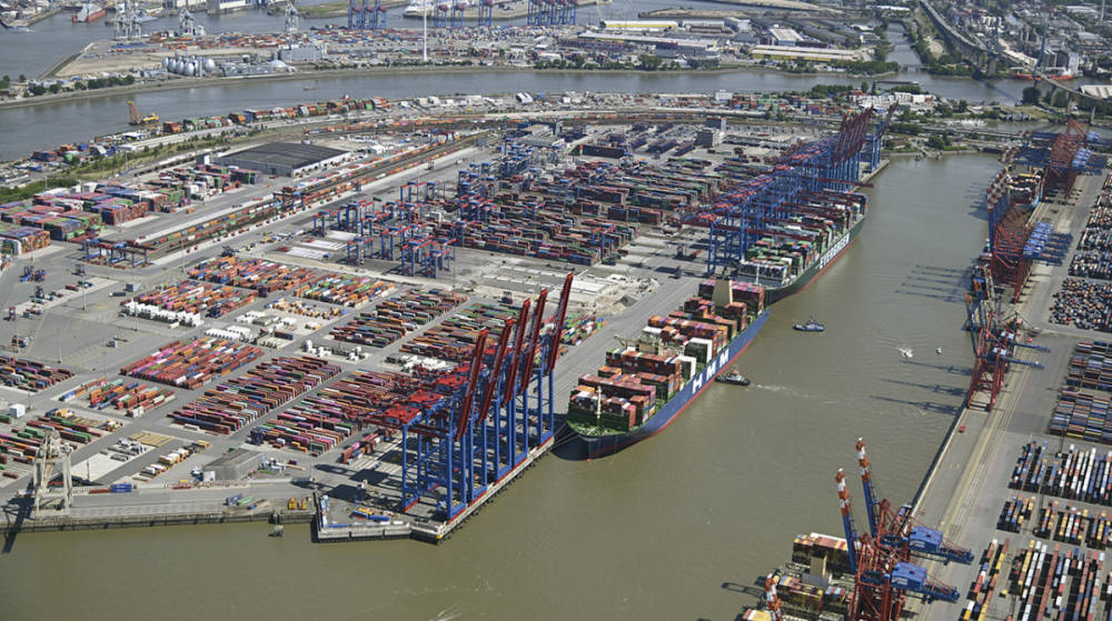 El Puerto de Hamburgo movi&oacute; 8,5 millones de TEUs el pasado a&ntilde;o, un 8% menos que en 2019