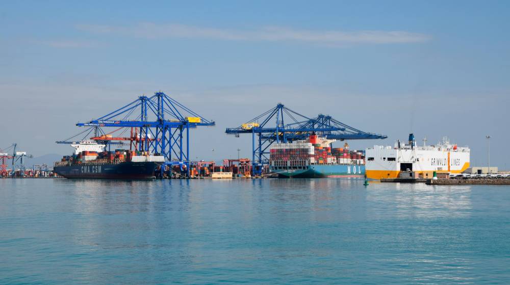 CCOO y UGT desconvocan la huelga en las empresas del sector portuario valenciano