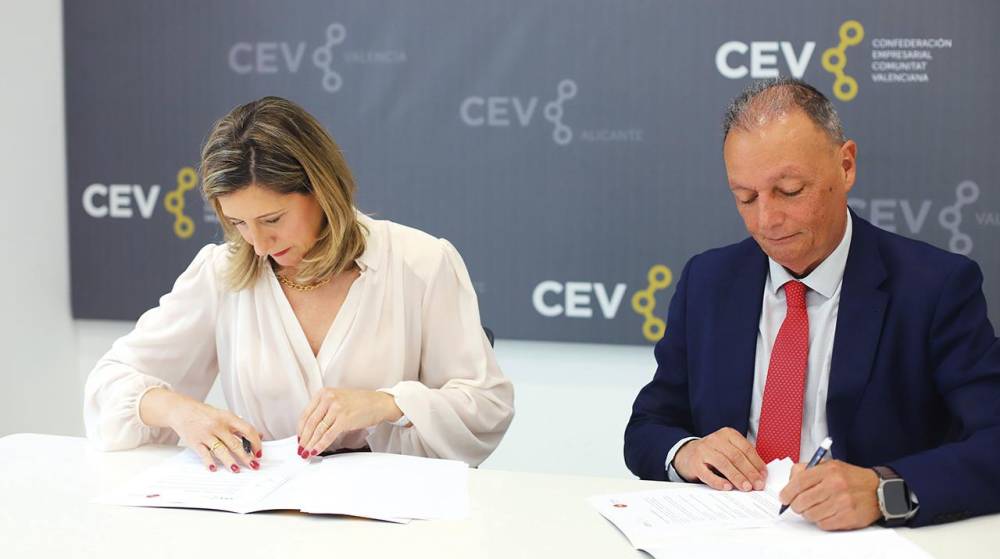 CEV y la Universidad Internacional de Valencia refuerzan la colaboración entre empresa y universidad