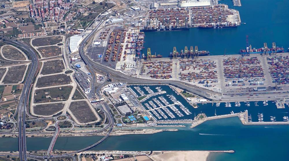 La APV ampl&iacute;a los servicios a los transportistas en el puerto de Valencia