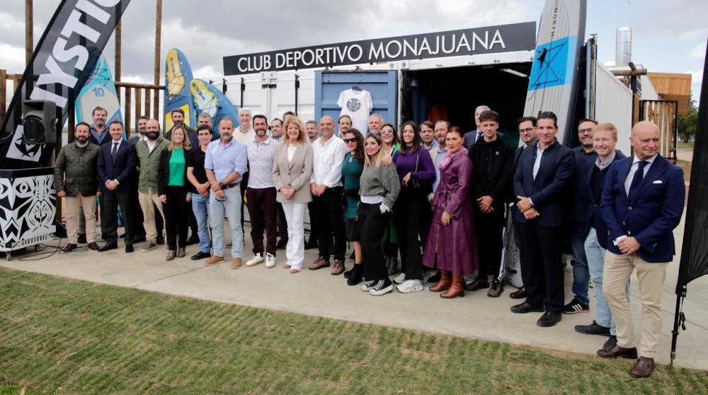 La AP de Huelva presenta el complejo “MonaJuana” y el Club Deportivo en el Paseo de la Ría