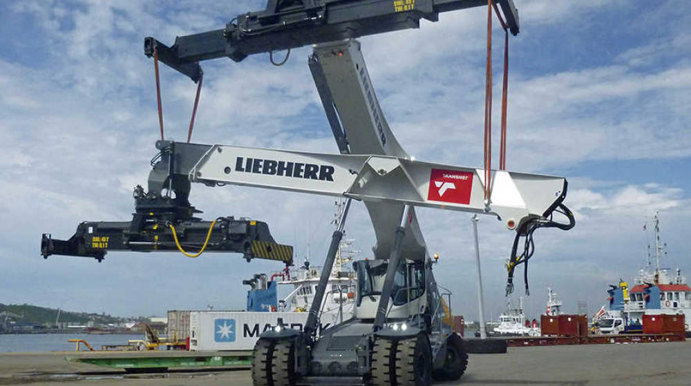 Las siete reachstacker entregadas por Liebherr a Transnet SOC superan las condiciones del puerto de Durban