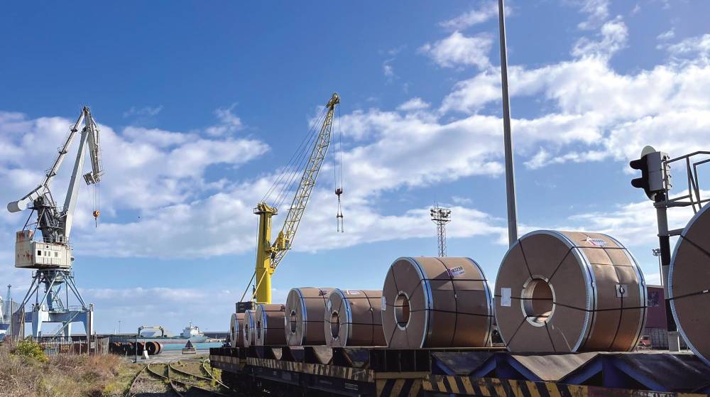 Dos empresas se disputan el suministro de los aparatos de vía para el Puerto de Sagunto