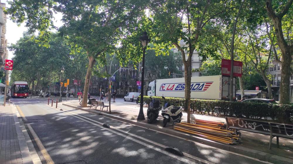 Los plazos de entrega de los nuevos vehículos ralentizan la adaptación a la ZBE de Barcelona