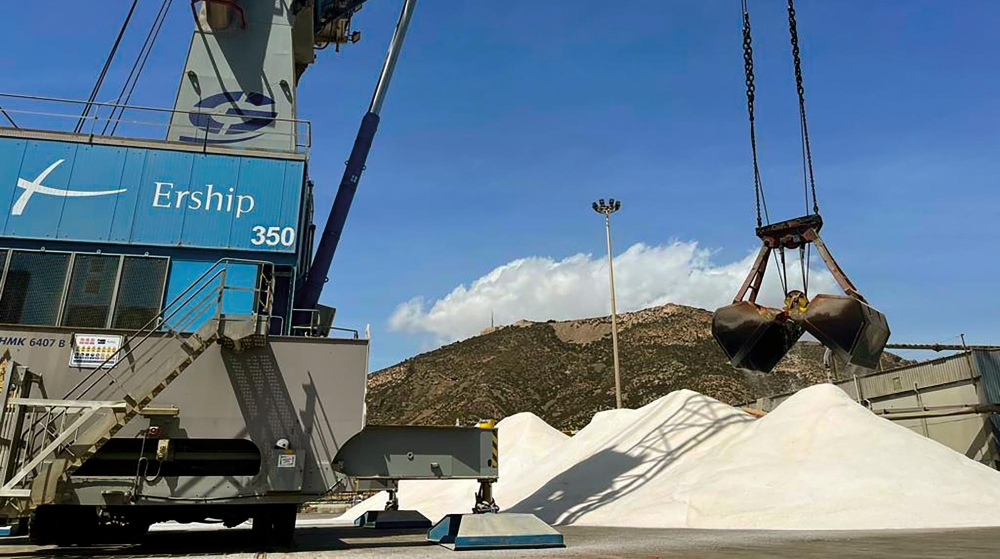 El Puerto de Cartagena duplica sus tráficos de sal moviendo 20.000 t en abril